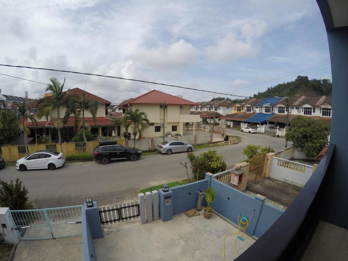 Coco Guesthouse Kemaman Chukai Екстер'єр фото